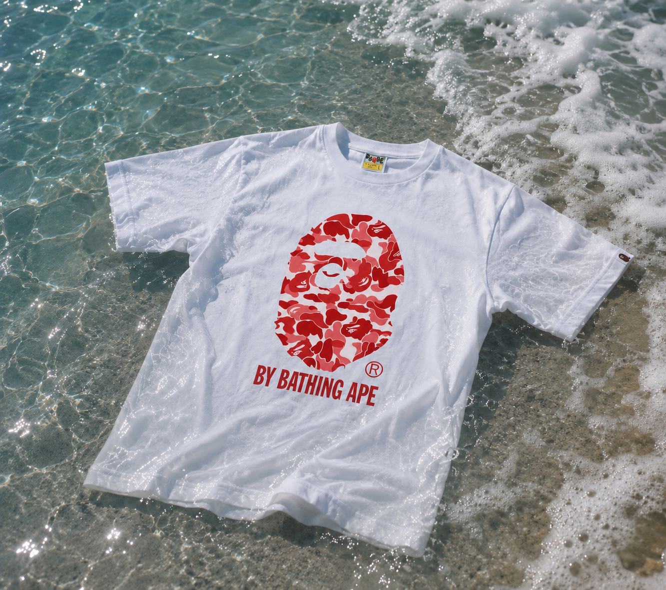 T-shirt A Bathing Ape rouge (BAPE)